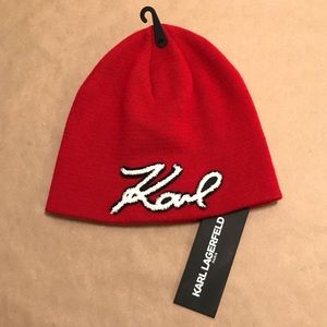 Karl Lagerfeld Paris beanie ❤️